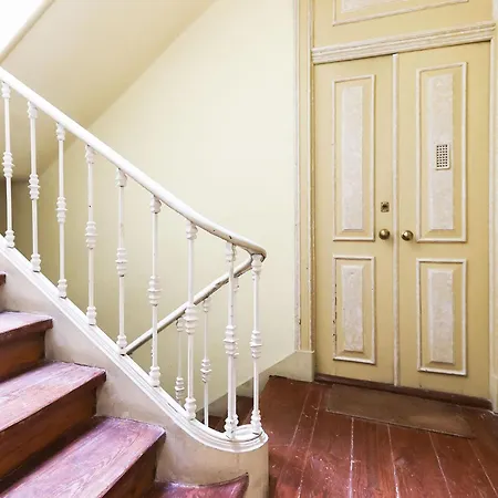 Luxury Olipi Apartment